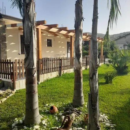 فندق مبيت وإفطار Il Salice 3*