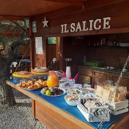Il Salice فندق مبيت وإفطار 3*